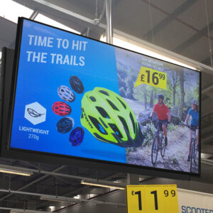 43" High Vibrance Android Advertising Display, Plug and Play, 700cd/m² Brightness, Landscape or Portrait, Multiple AV Inputs - Image 4
